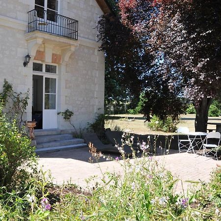 La Terrasse De L'Orangerie Du Chateau - Art Nouveau - Gite 2 Personnes Brain-sur-Allonnes Luaran gambar